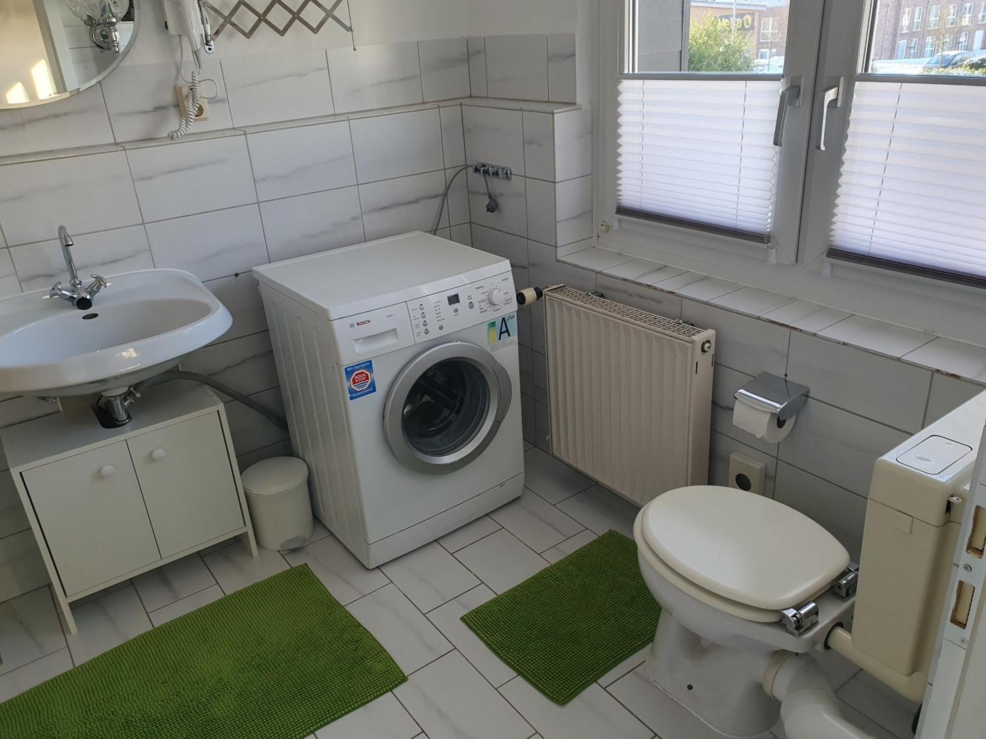 Neumuehler Hof- Ferienwohnung "Thomas" 3 Zimmer,3 Baeder Mit Dusche, Kostenfreie Parkplaetze Vor Dem Haus Schwerin (Mecklenburg-Vorpommern) Exterior foto